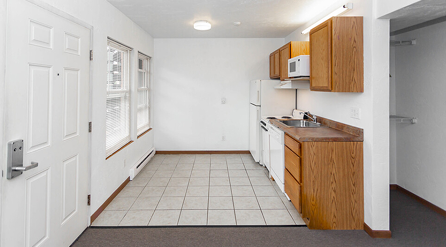 Campus Side North Single Suite